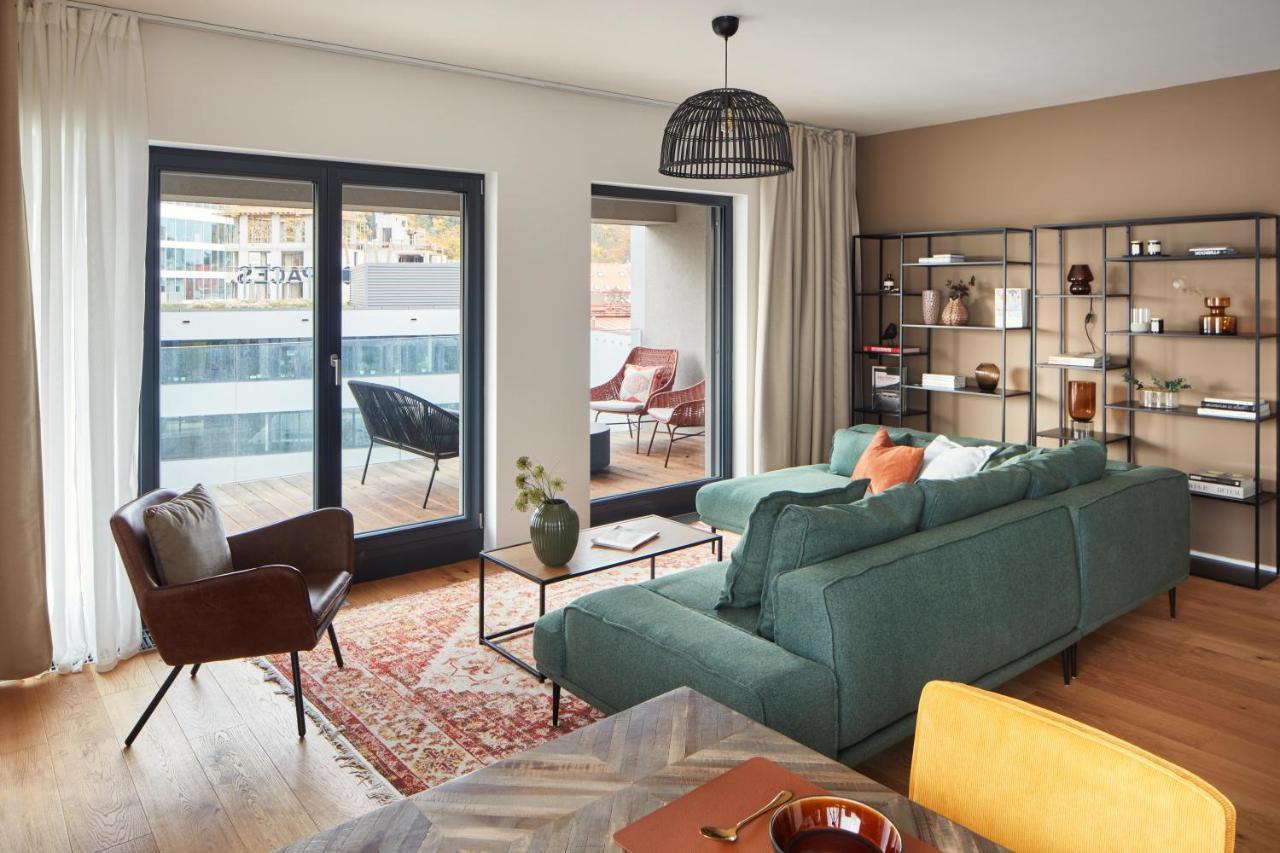 Prague Days - Designer Apts - Garage - Terrace - Easy City Access المظهر الخارجي الصورة